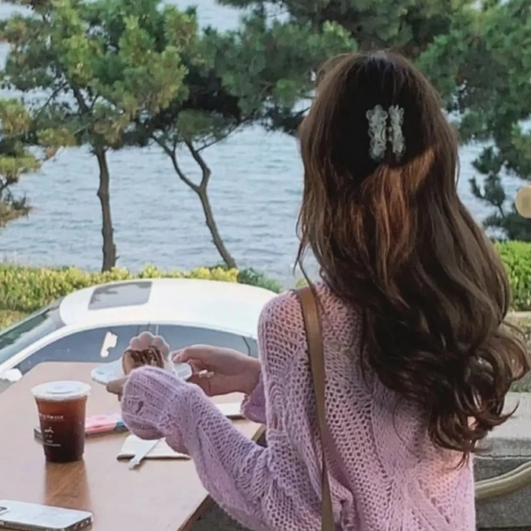 雾中湖